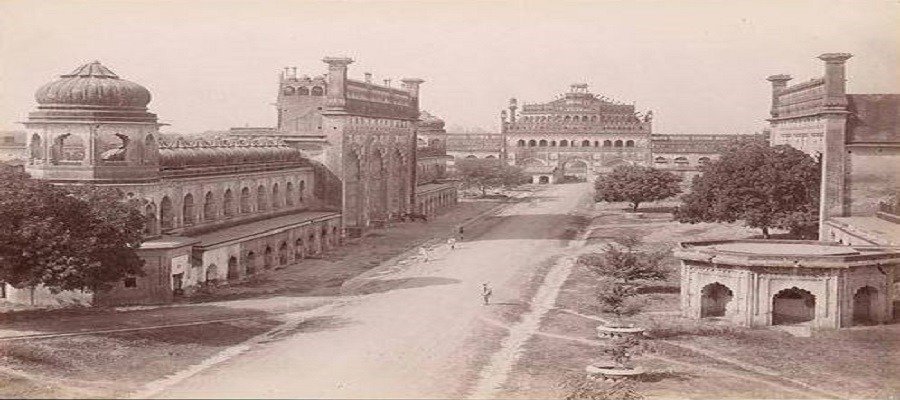 What is the old name of Lucknow?